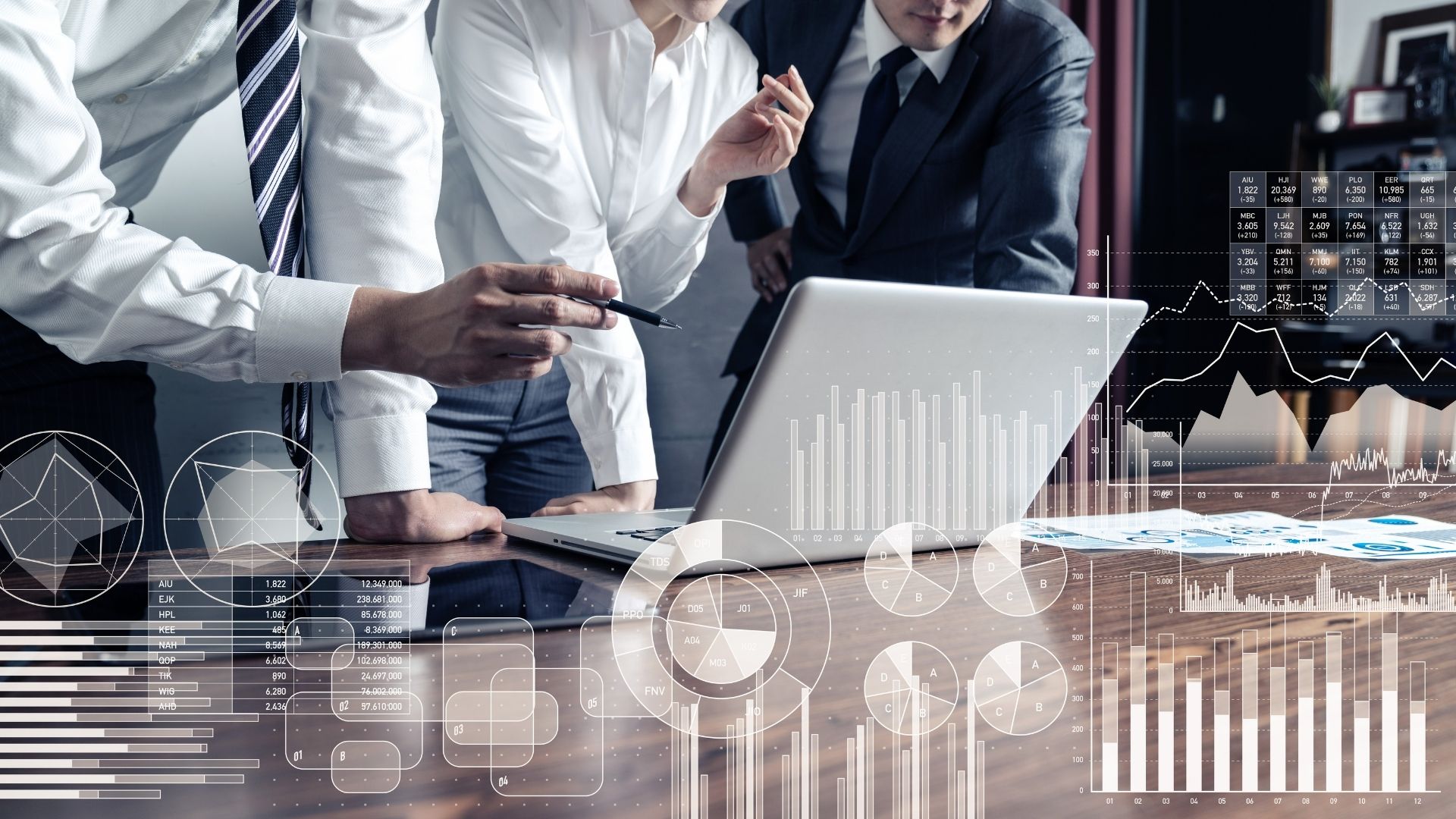 Business Consultants giving advice